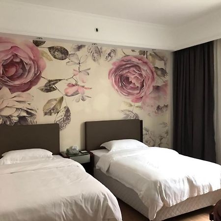 Guangzhou Nanfang Yiyuan Hotel Εξωτερικό φωτογραφία