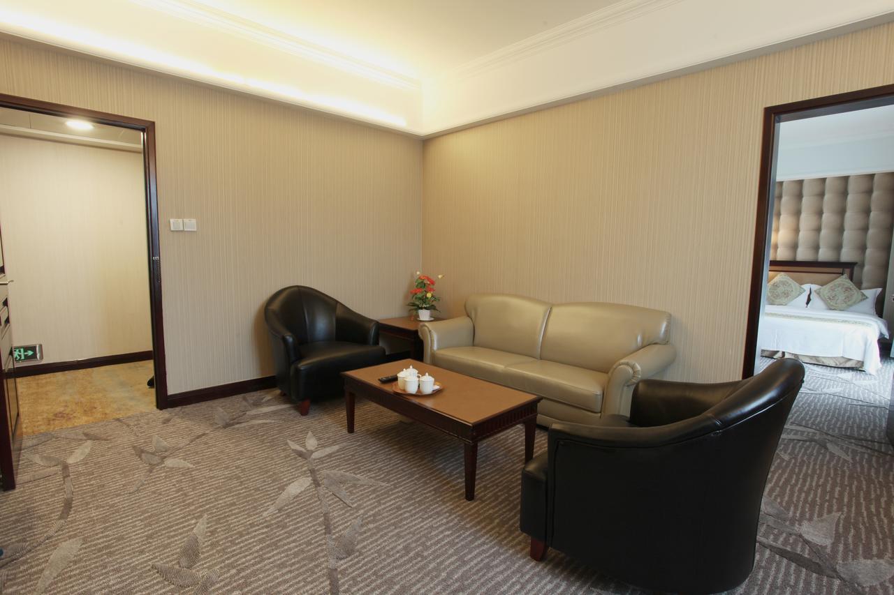 Guangzhou Nanfang Yiyuan Hotel Εξωτερικό φωτογραφία