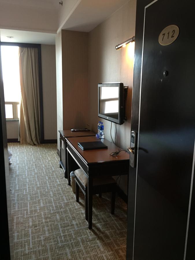 Guangzhou Nanfang Yiyuan Hotel Εξωτερικό φωτογραφία