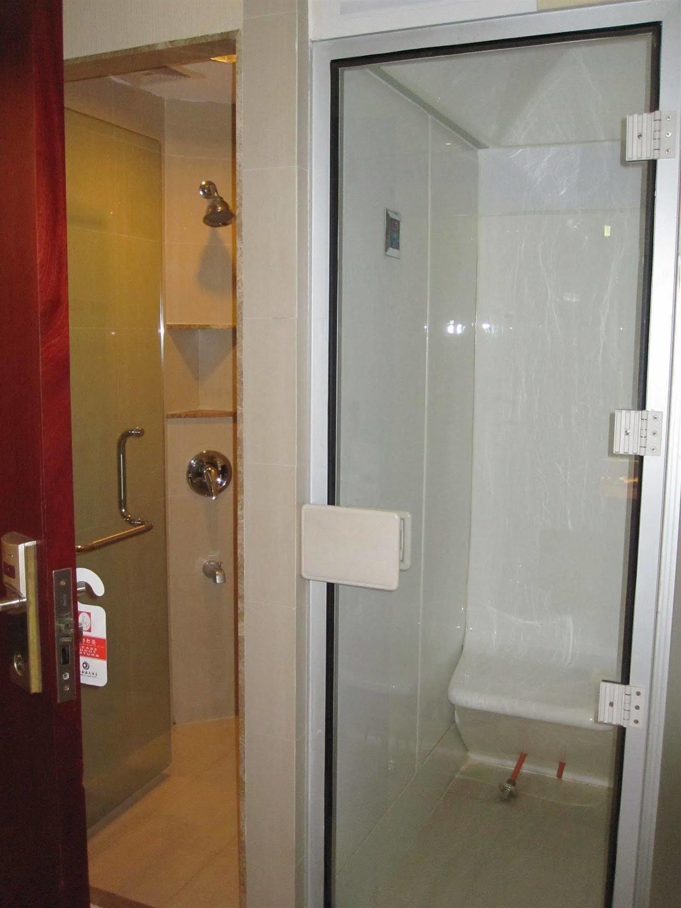 Guangzhou Nanfang Yiyuan Hotel Εξωτερικό φωτογραφία