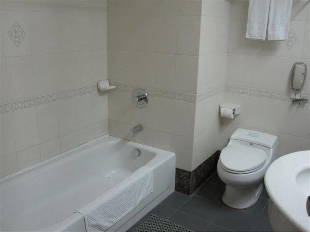 Guangzhou Nanfang Yiyuan Hotel Εξωτερικό φωτογραφία